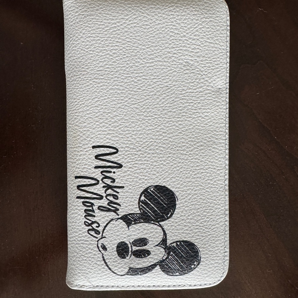 Mickey Mouse White Wallet